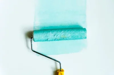 Peinture intérieure à Courtes — murs, plafonds et boiseries